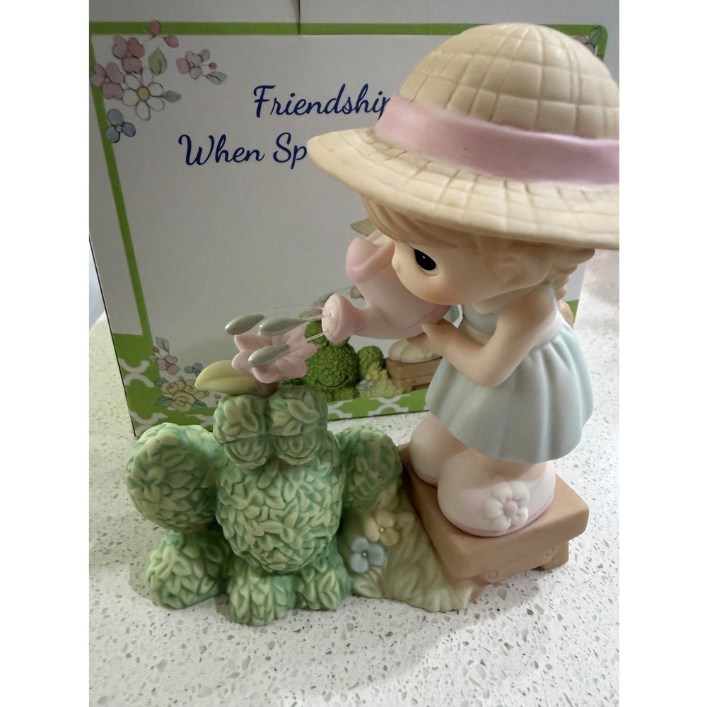 Precious Moments Friendship Grow When Sprinkled With Love Figurine CC179002 2017